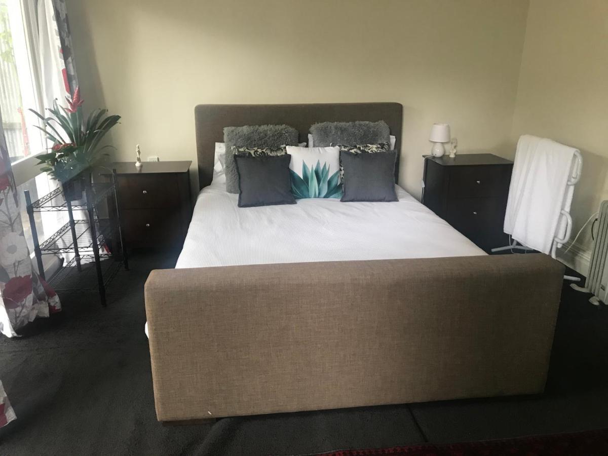 Prodigal Daughter Gourmet Lodge Martinborough Εξωτερικό φωτογραφία